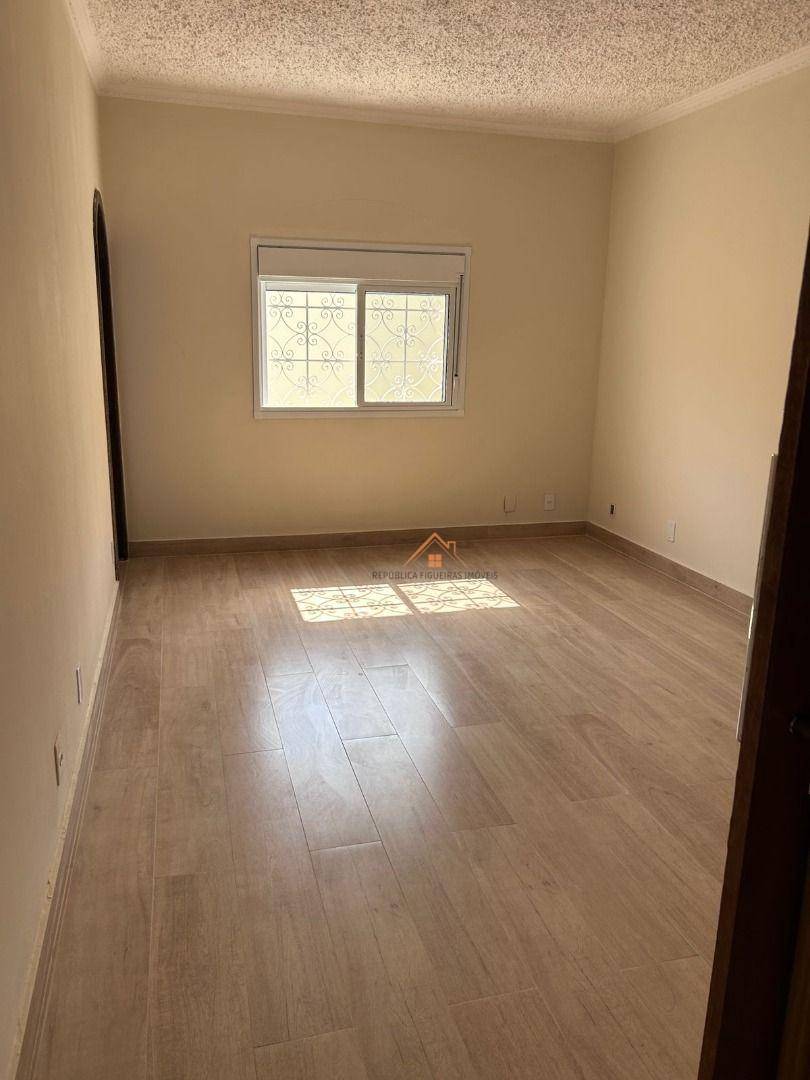 Sobrado à venda e aluguel com 4 quartos, 608m² - Foto 5