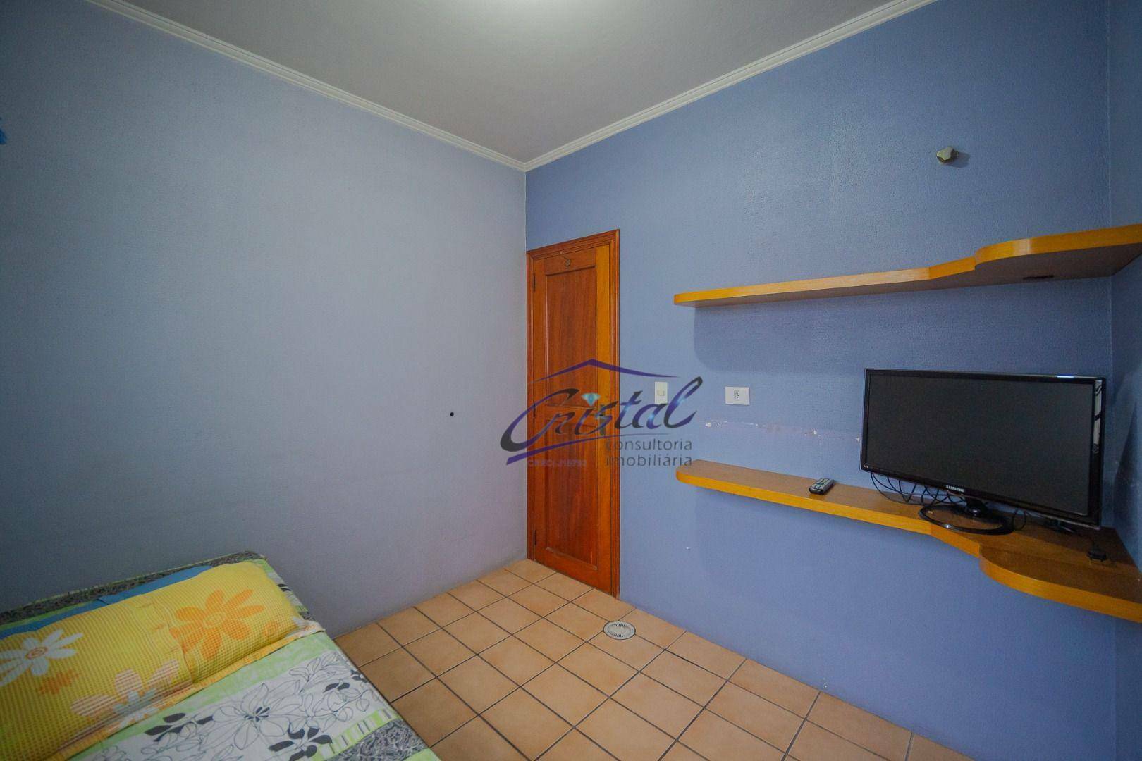 Casa à venda com 3 quartos, 331m² - Foto 11