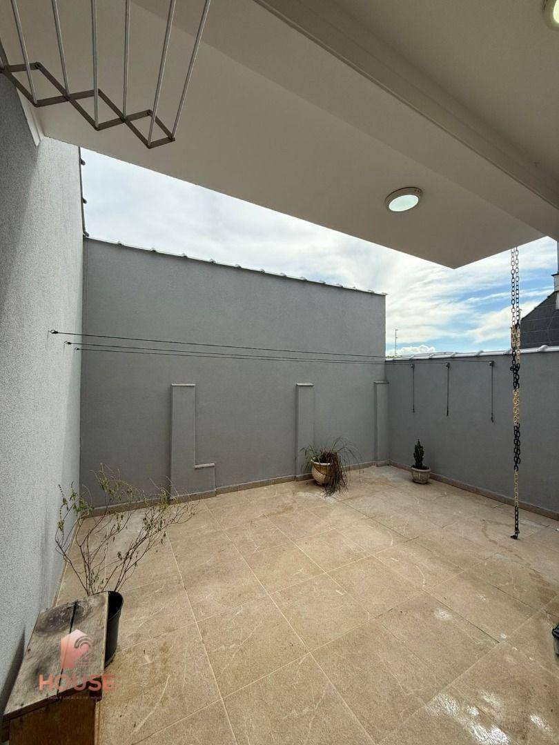 Casa à venda e aluguel com 3 quartos, 112m² - Foto 7