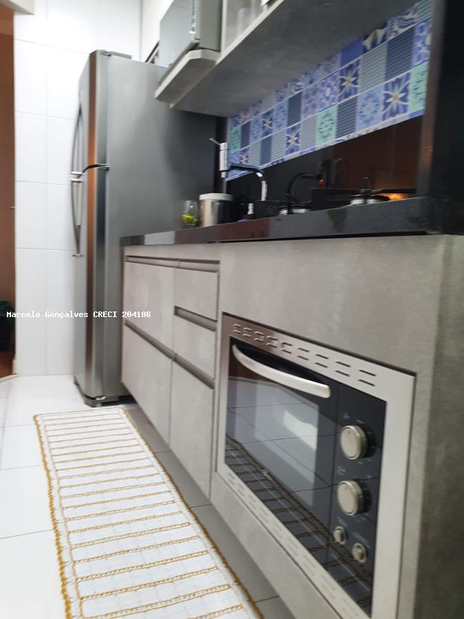 Apartamento à venda com 2 quartos, 50m² - Foto 22