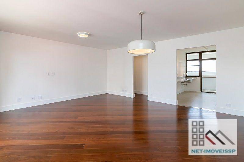 Apartamento à venda com 2 quartos, 126m² - Foto 5