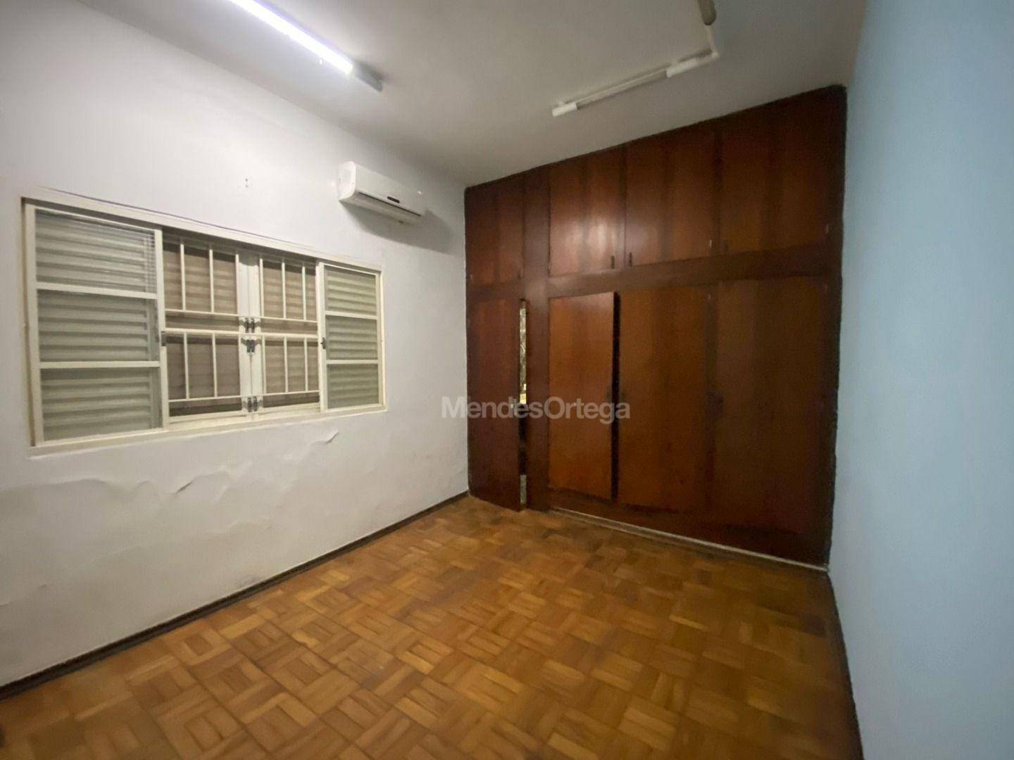 Casa à venda com 4 quartos, 211m² - Foto 16