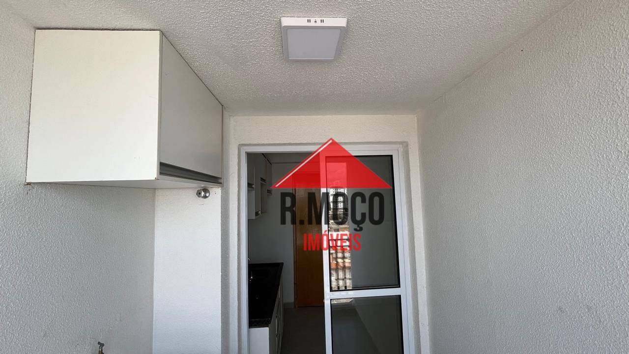 Apartamento para alugar com 2 quartos, 32m² - Foto 14