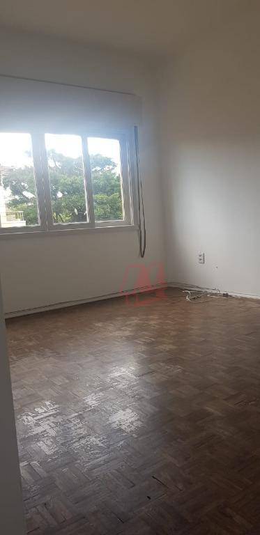 Apartamento à venda com 2 quartos, 68m² - Foto 3