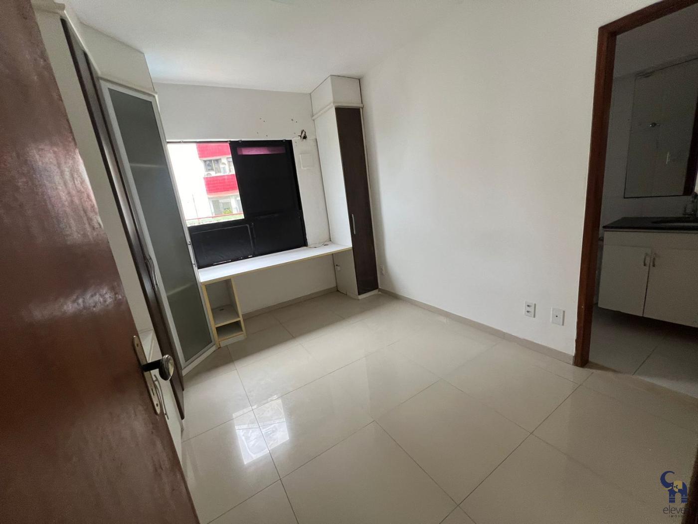 Apartamento à venda com 2 quartos, 62m² - Foto 1