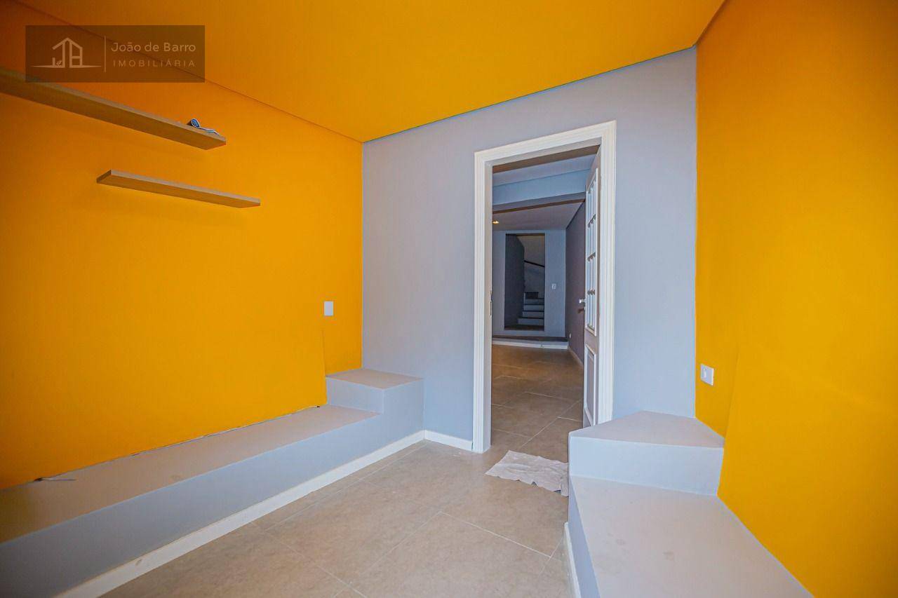 Casa para alugar, 228m² - Foto 4