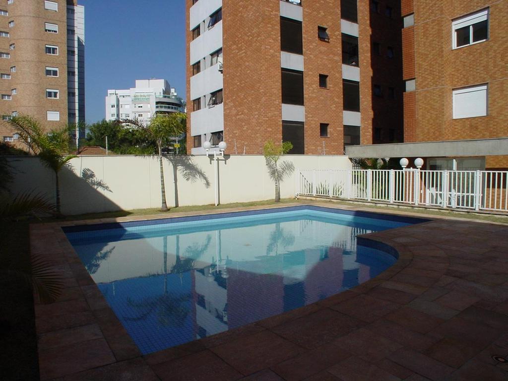 Apartamento à venda com 2 quartos, 206m² - Foto 2