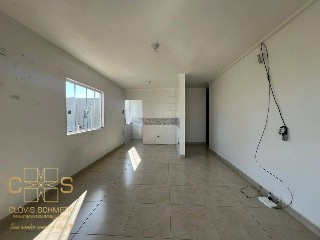 Apartamento à venda com 2 quartos, 105m² - Foto 2