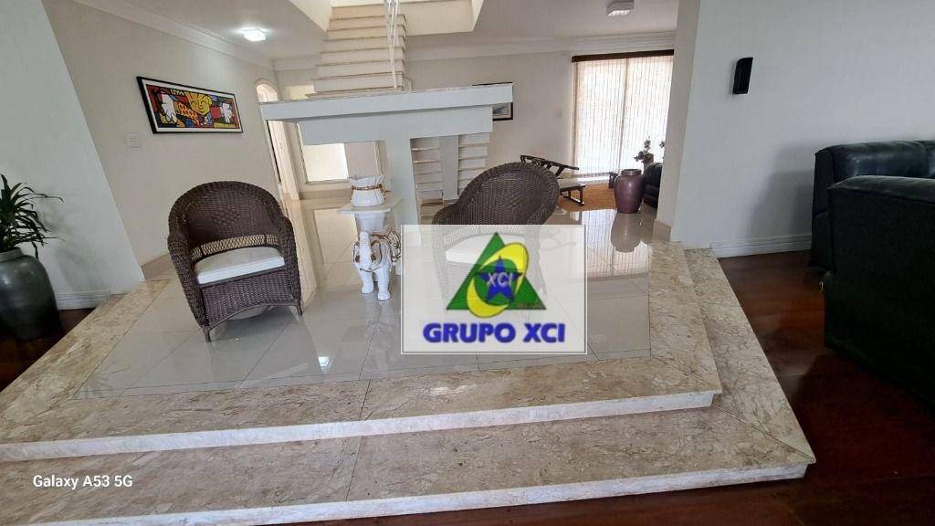 Casa para alugar com 4 quartos, 800m² - Foto 60