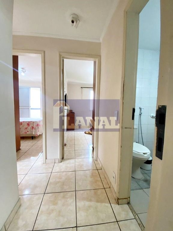 Apartamento à venda com 3 quartos, 121m² - Foto 19