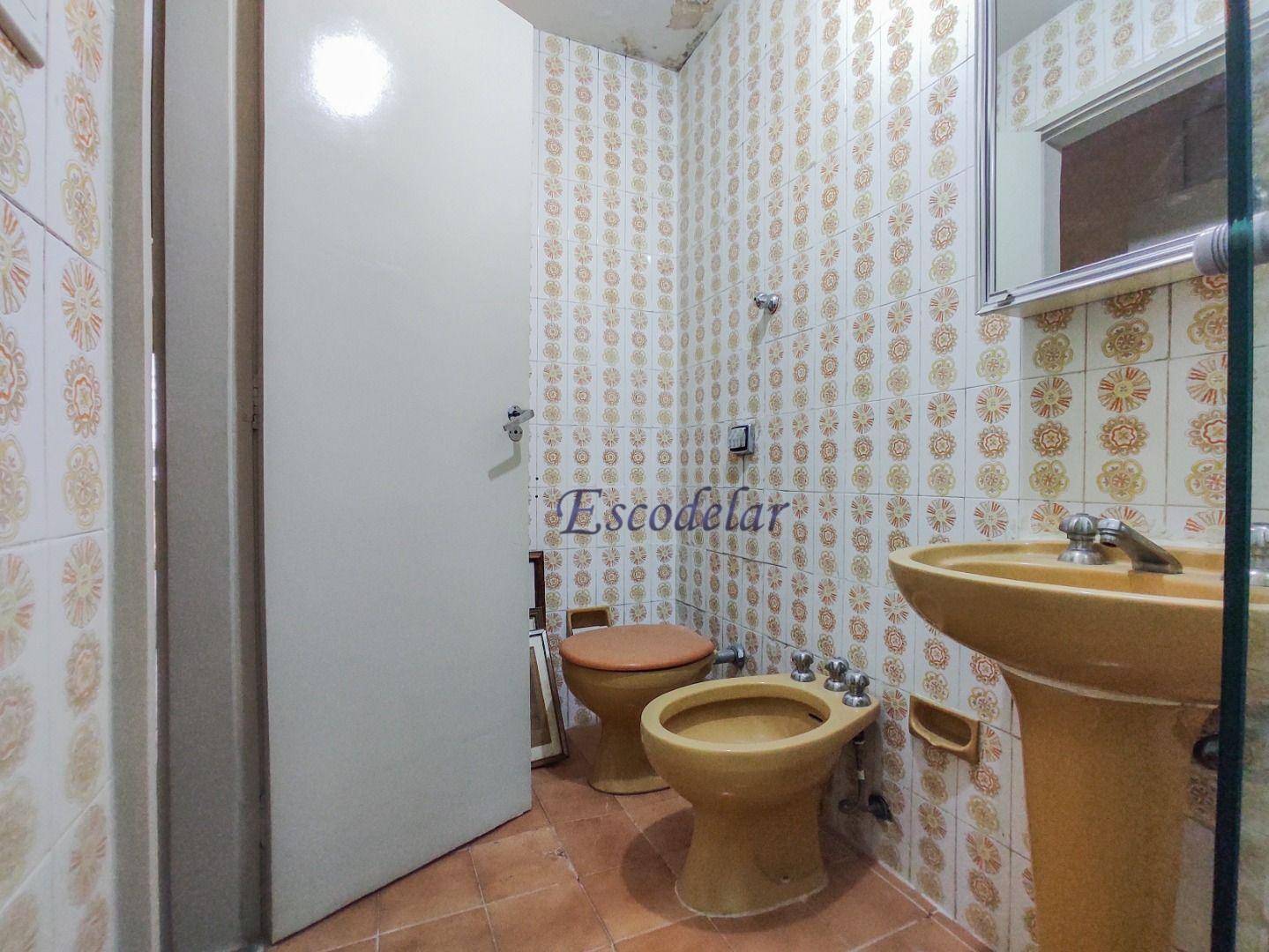 Apartamento à venda com 3 quartos, 107m² - Foto 19