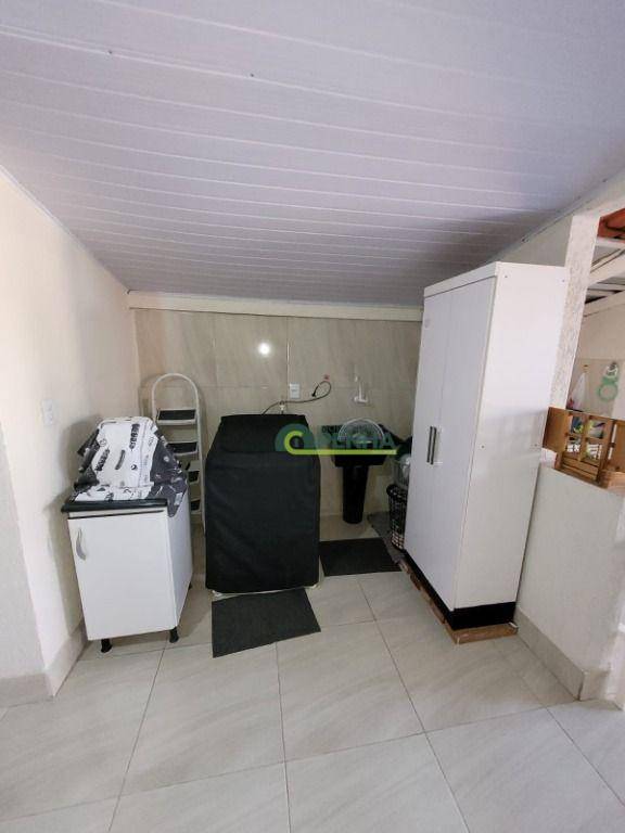 Casa à venda com 5 quartos, 130m² - Foto 26