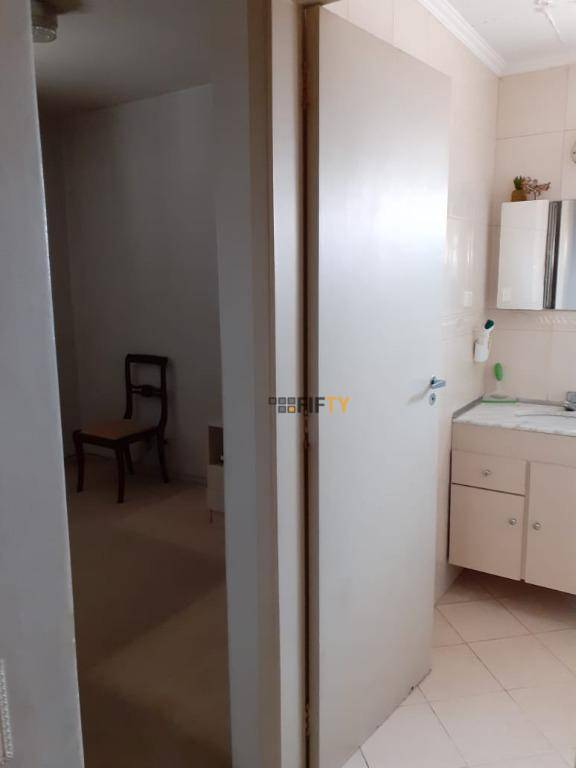 Apartamento à venda com 3 quartos, 90m² - Foto 13