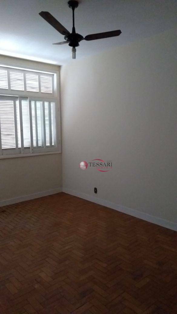 Apartamento para alugar com 2 quartos, 120m² - Foto 6