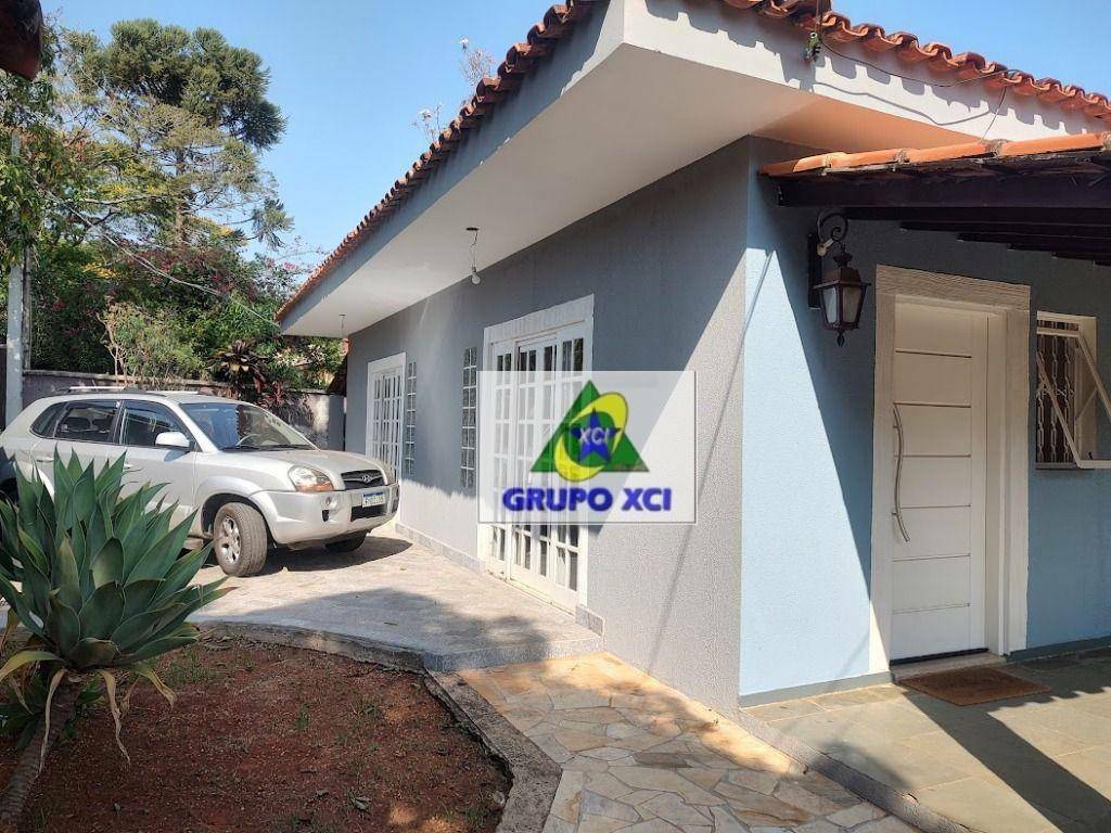 Chácara à venda com 4 quartos, 491m² - Foto 1