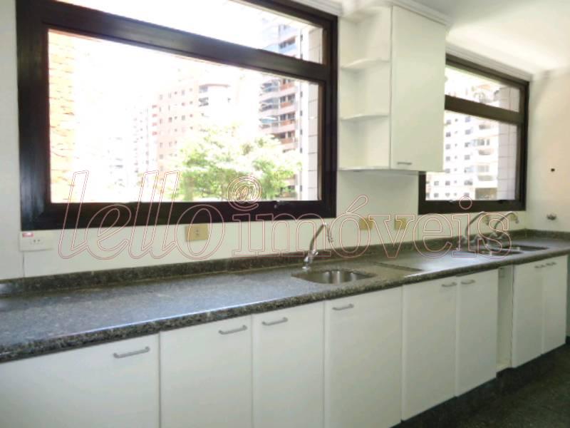 Apartamento para alugar com 3 quartos, 486m² - Foto 14