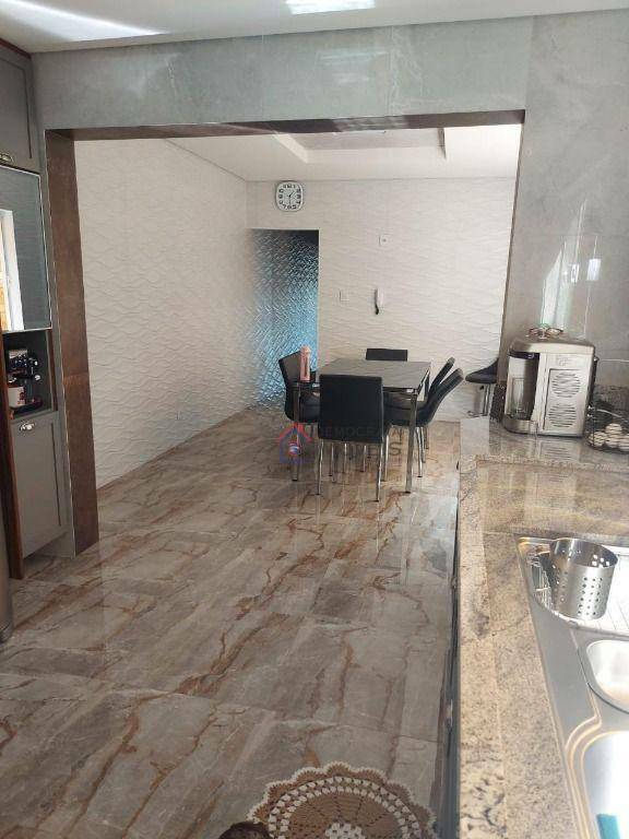 Sobrado à venda com 3 quartos, 221m² - Foto 9