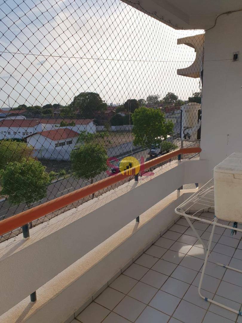 Apartamento à venda com 3 quartos, 97m² - Foto 3