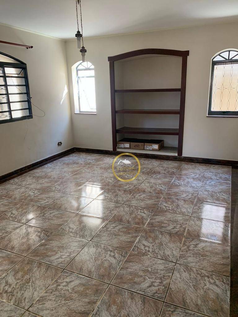 Casa à venda e aluguel com 3 quartos, 520m² - Foto 16