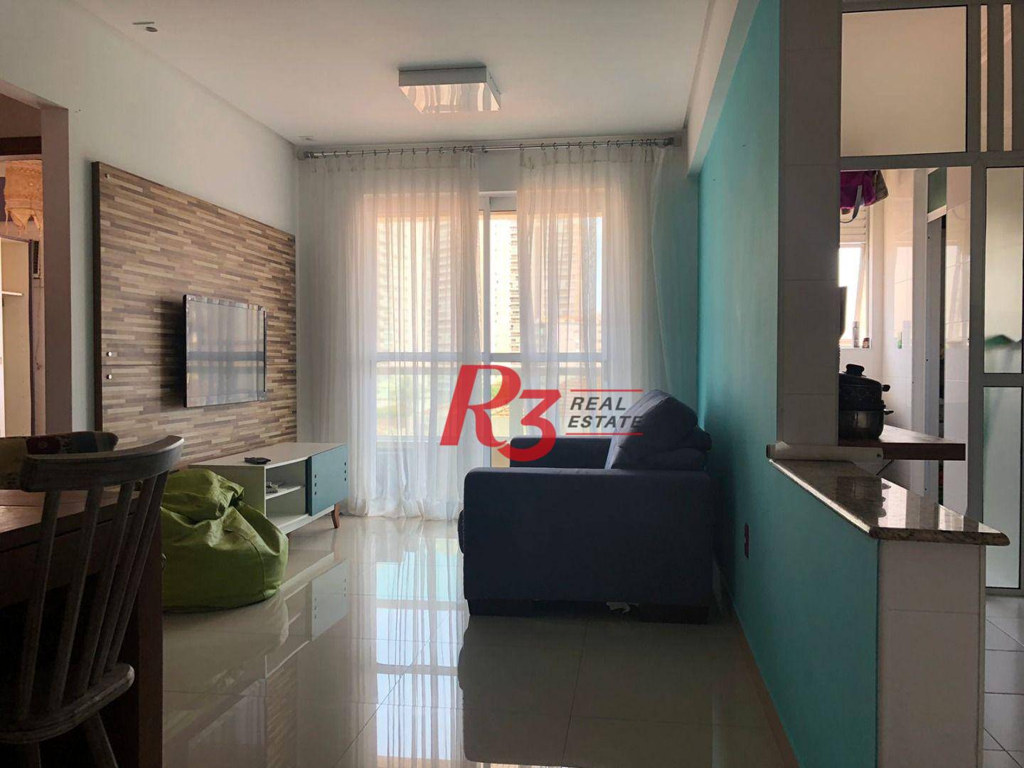 Apartamento à venda com 2 quartos, 61m² - Foto 1