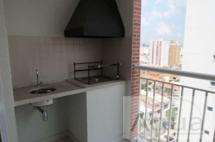 Apartamento à venda com 2 quartos, 67m² - Foto 2