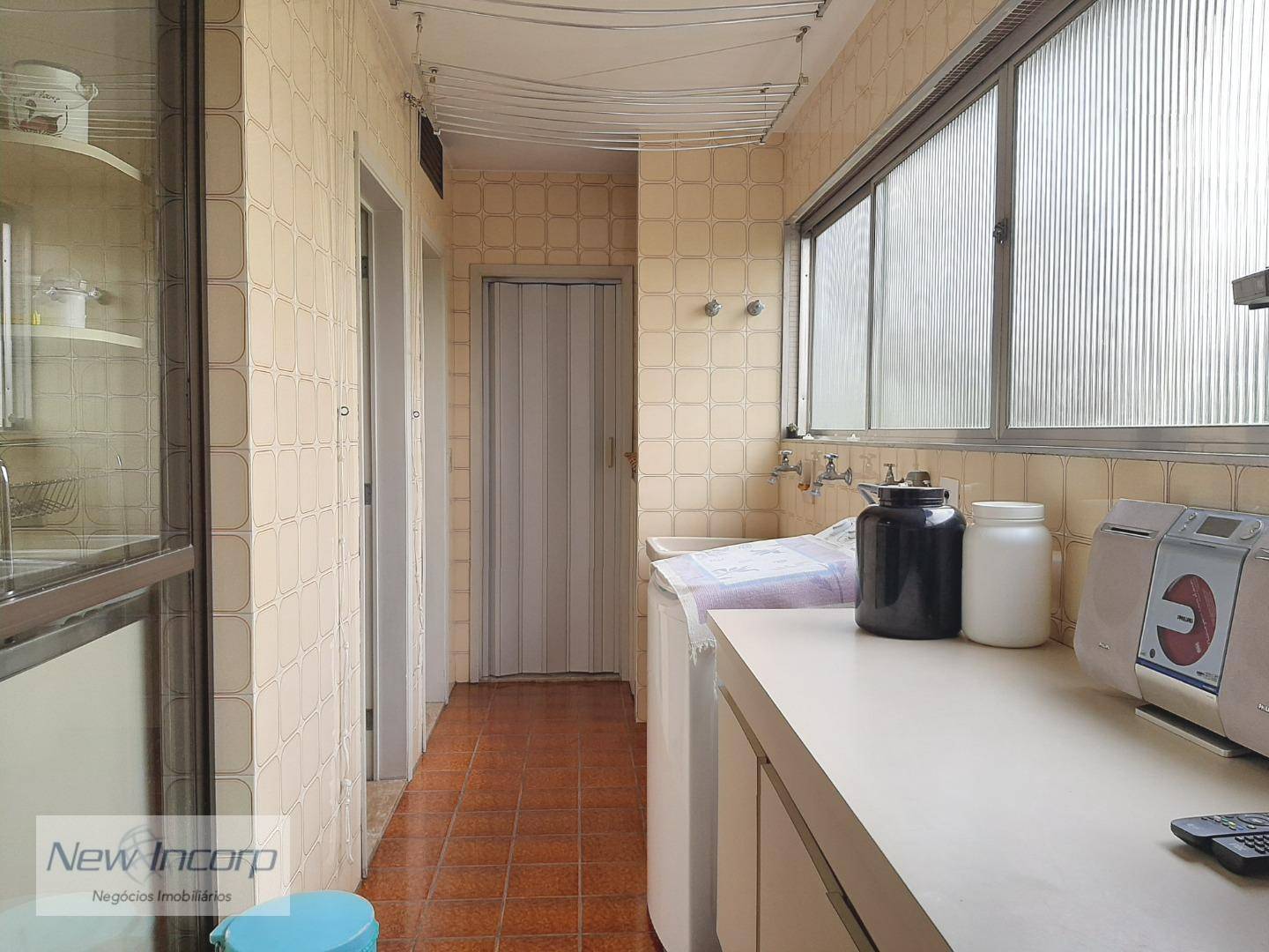 Apartamento à venda com 4 quartos, 220m² - Foto 30