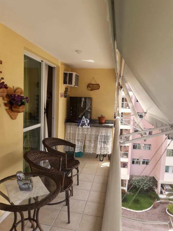 Apartamento à venda com 2 quartos, 71m² - Foto 17