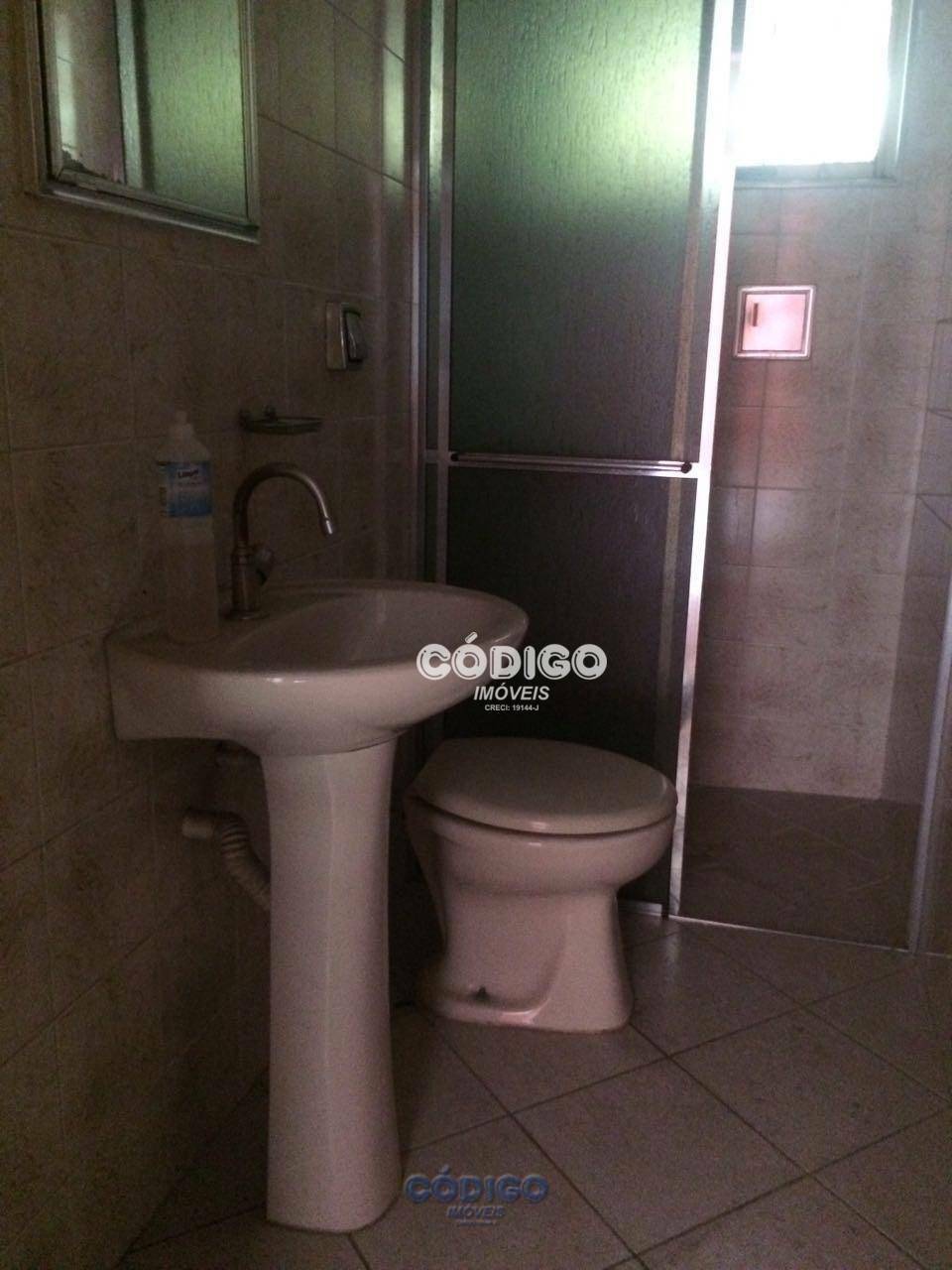 Sobrado à venda com 2 quartos, 125m² - Foto 2