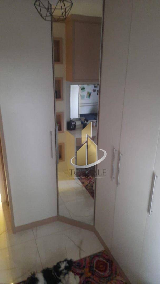 Apartamento à venda com 3 quartos, 75m² - Foto 12