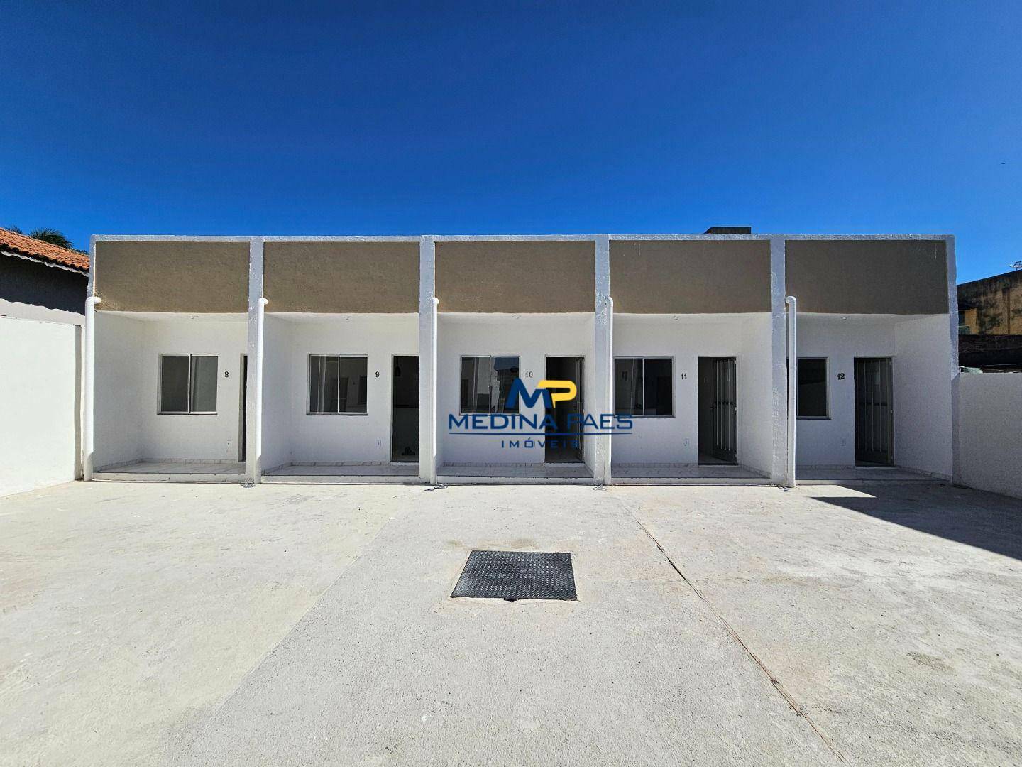 Casa à venda com 1 quarto, 32m² - Foto 2