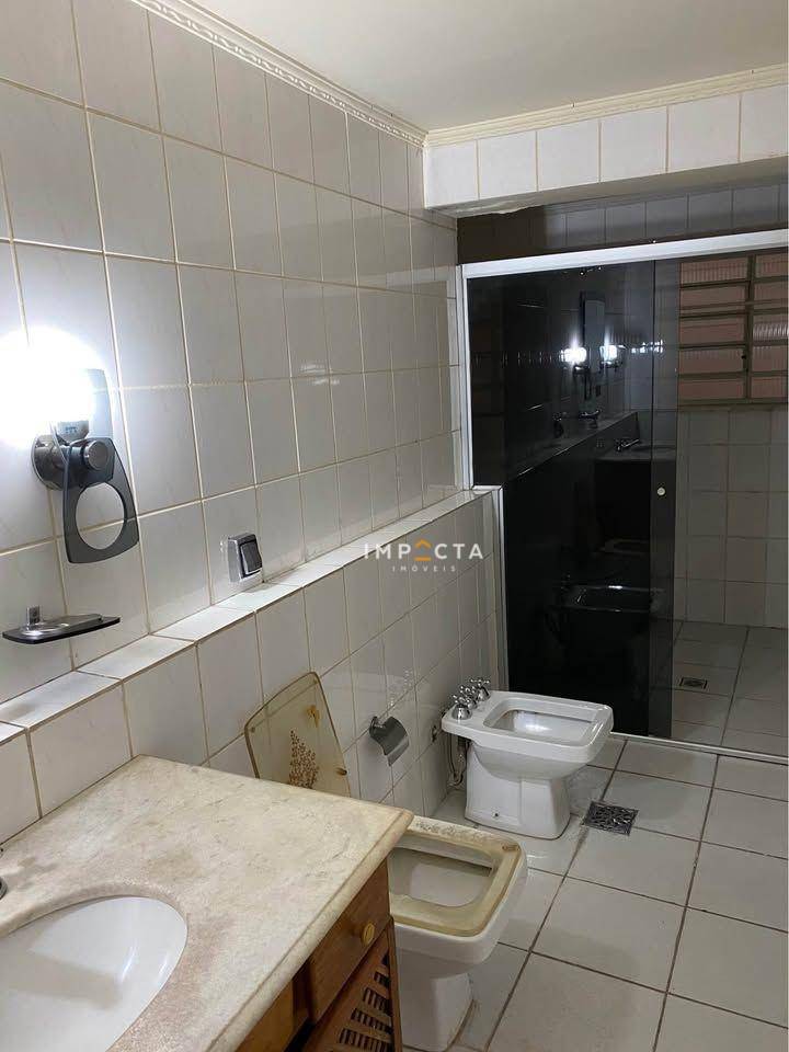 Apartamento para alugar com 3 quartos, 100m² - Foto 11