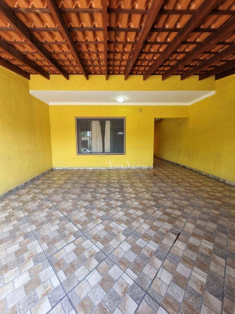 Sobrado à venda com 3 quartos, 230m² - Foto 3