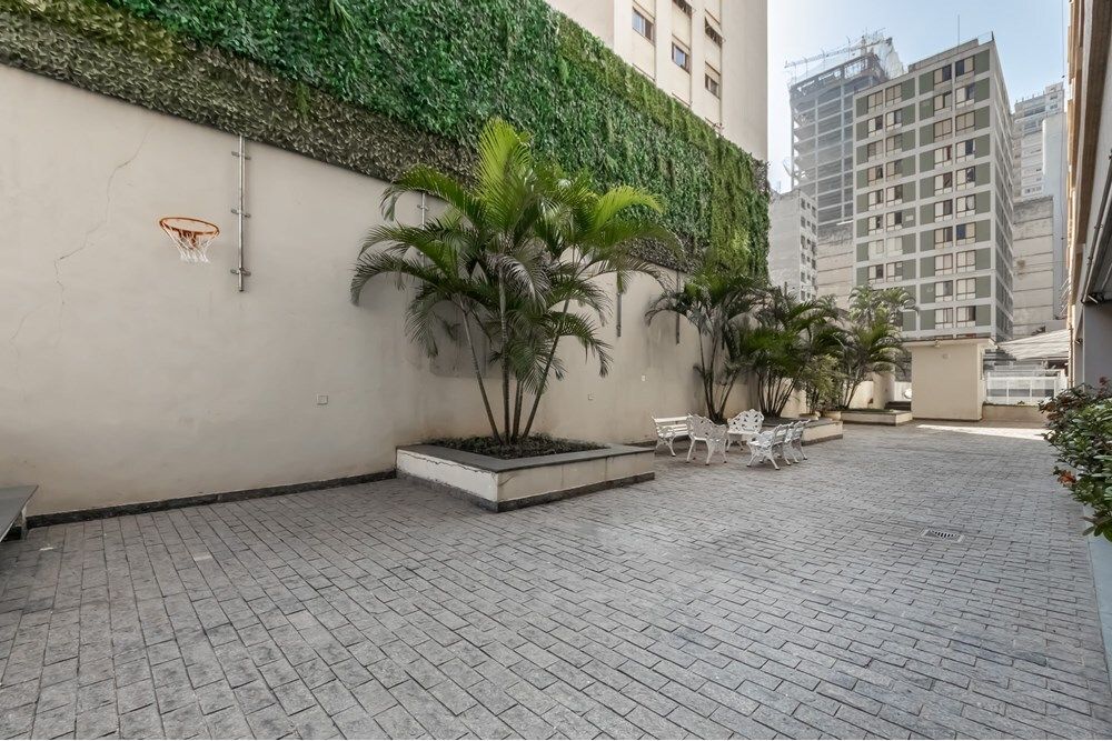 Apartamento à venda com 3 quartos, 158m² - Foto 4