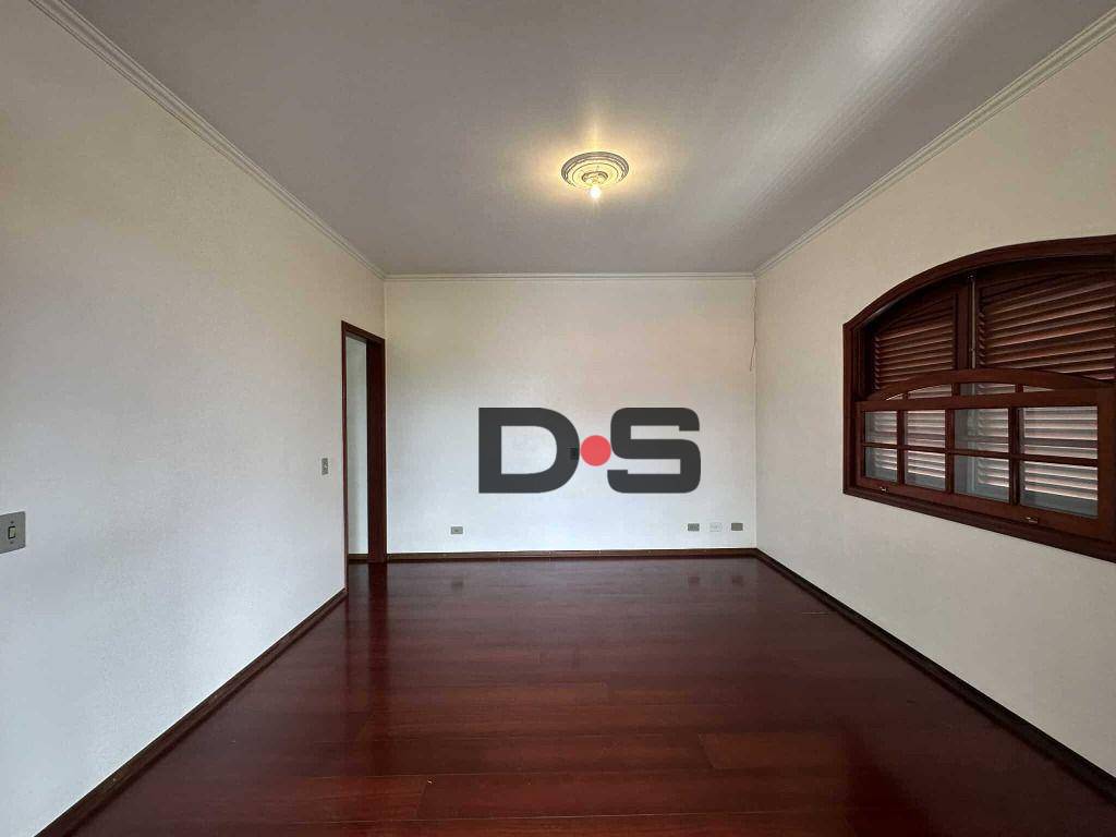 Sobrado à venda com 3 quartos, 254m² - Foto 10