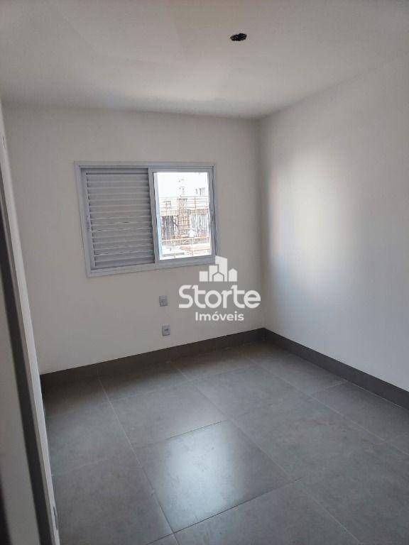 Apartamento à venda com 3 quartos, 93m² - Foto 11