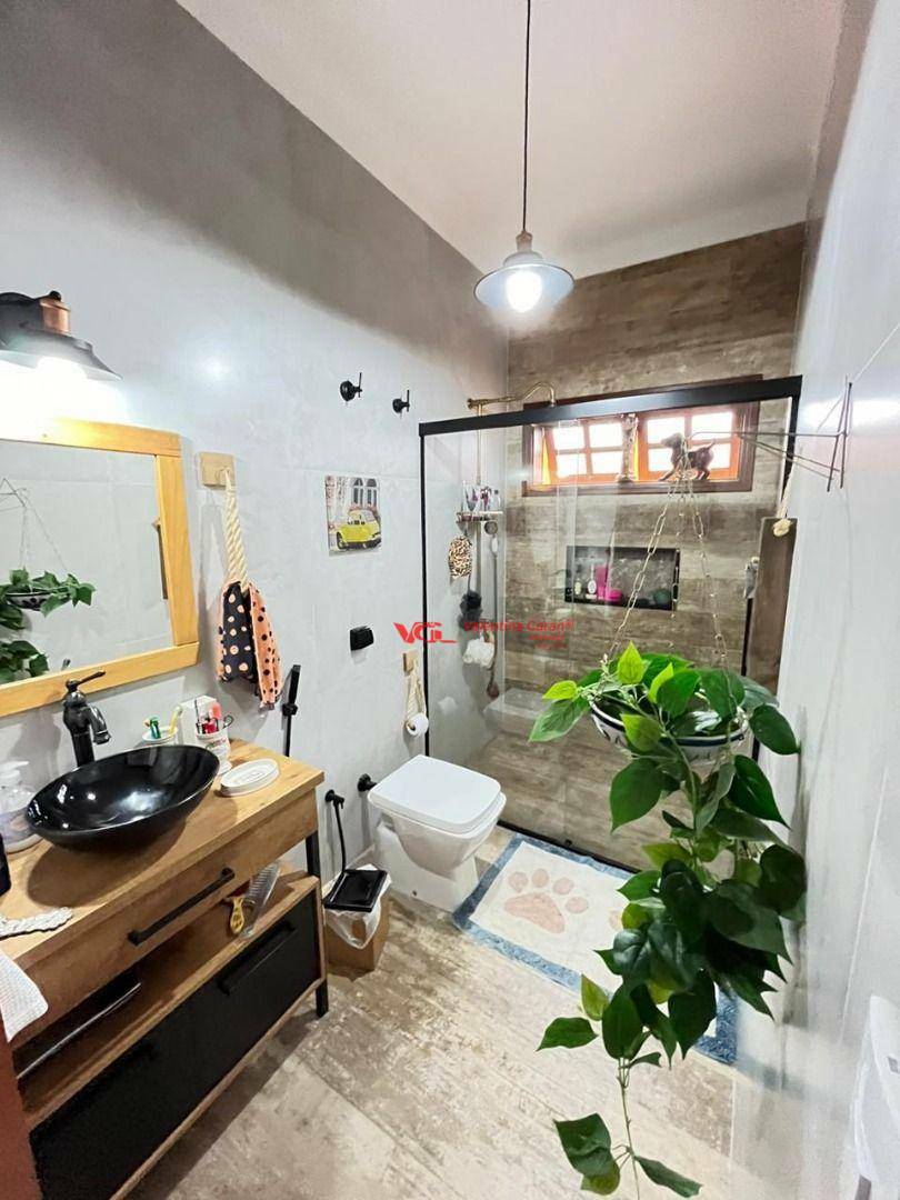 Casa à venda com 3 quartos, 181m² - Foto 16