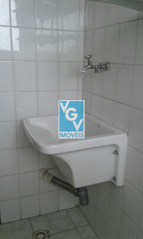 Apartamento à venda e aluguel com 2 quartos, 50m² - Foto 15