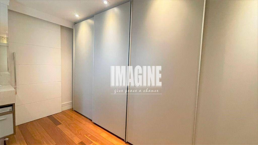 Apartamento à venda com 3 quartos, 125m² - Foto 19