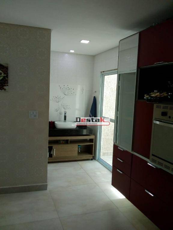 Sobrado à venda com 3 quartos, 220m² - Foto 10