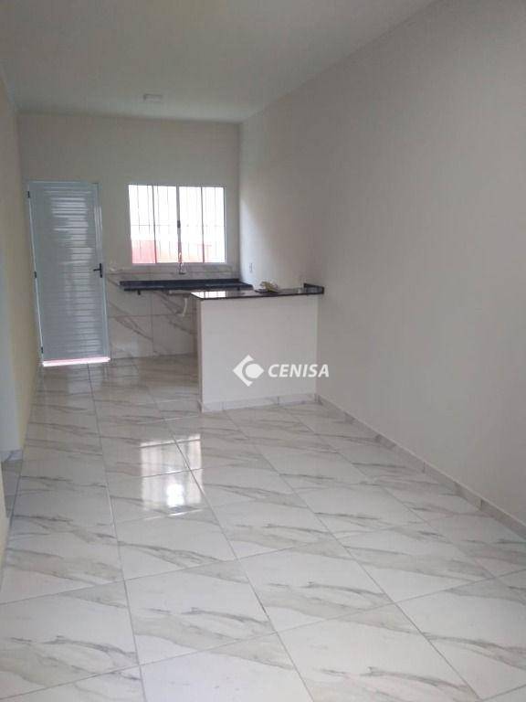 Casa à venda com 2 quartos, 50m² - Foto 8