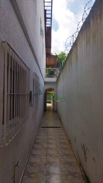 Sobrado à venda com 3 quartos, 280m² - Foto 22