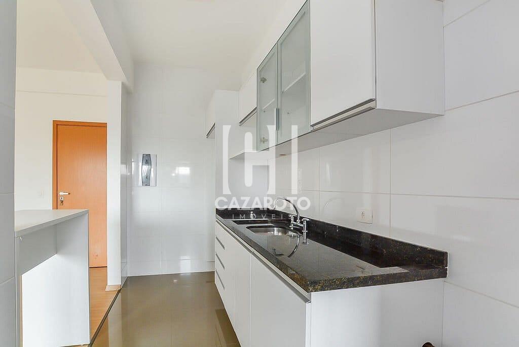 Apartamento à venda com 2 quartos, 64m² - Foto 17