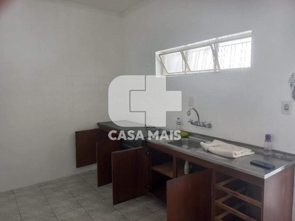 Casa à venda com 3 quartos, 271m² - Foto 20