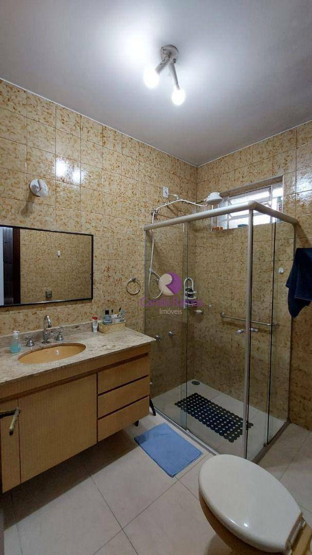 Casa para alugar com 3 quartos, 421m² - Foto 23