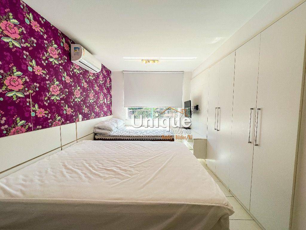 Casa de Condomínio à venda com 4 quartos, 250m² - Foto 15