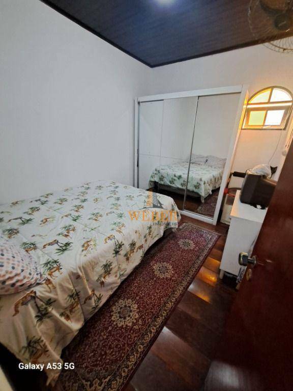 Sobrado à venda com 4 quartos, 200m² - Foto 56