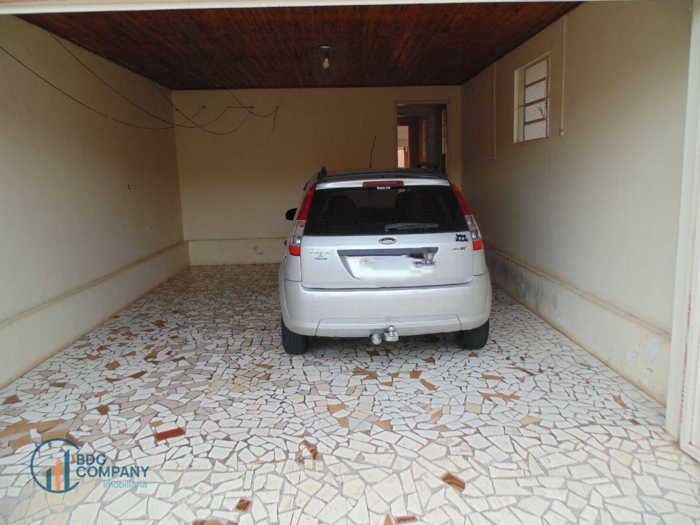 Casa à venda com 4 quartos, 220m² - Foto 20