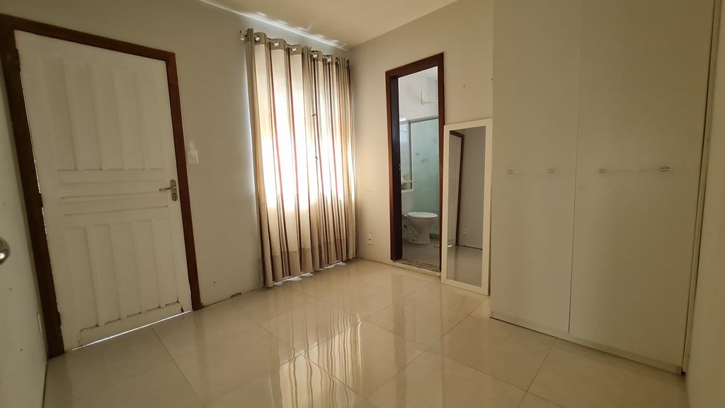 Casa de Condomínio à venda com 4 quartos, 200m² - Foto 15