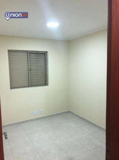 Apartamento à venda com 3 quartos, 64m² - Foto 4