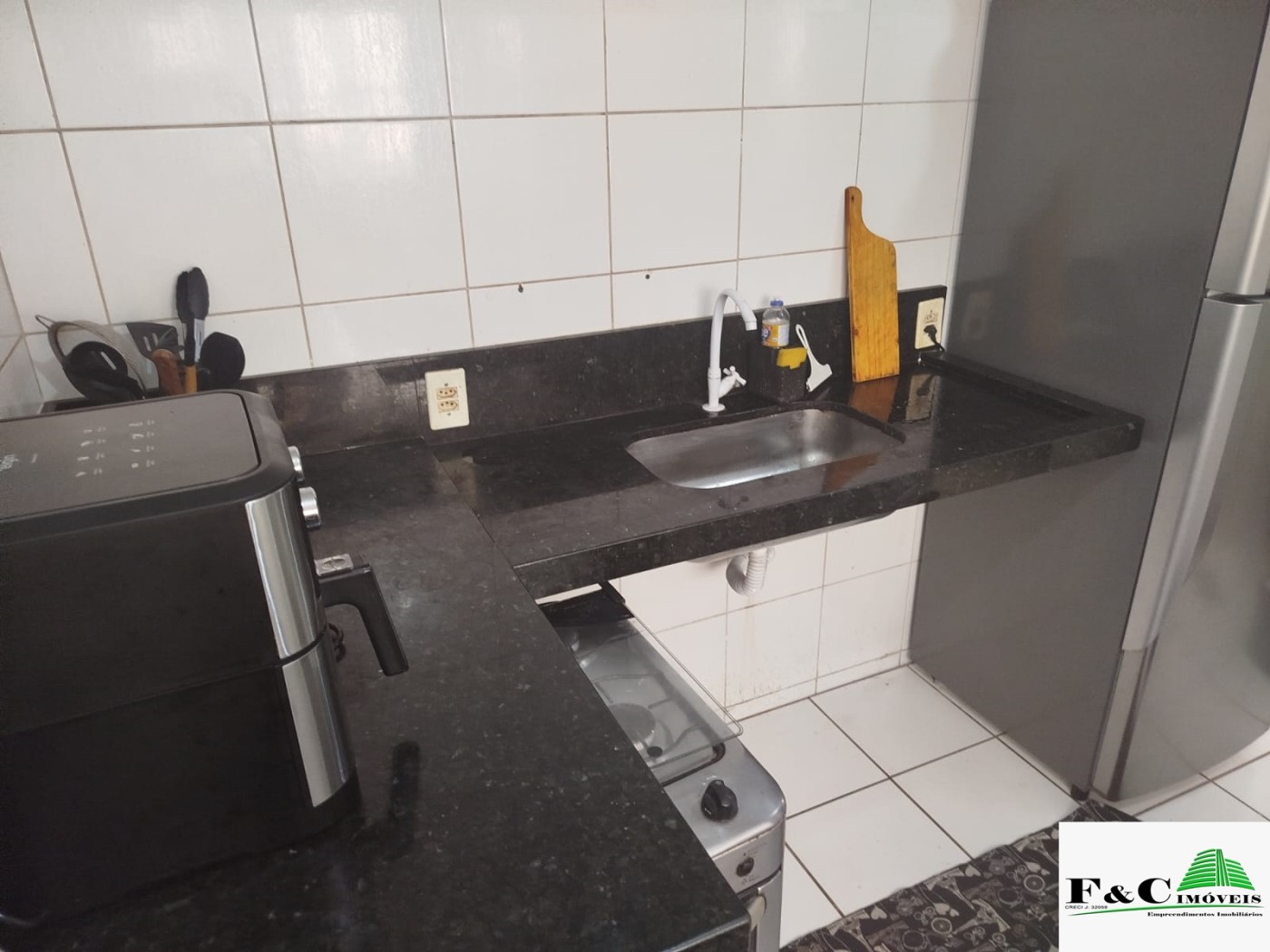 Apartamento à venda com 2 quartos, 45m² - Foto 3